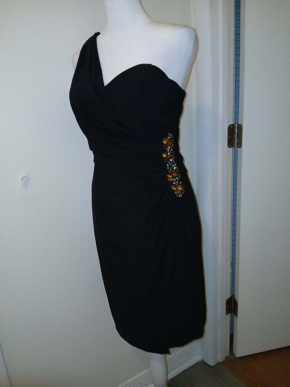 Xscape by Joanna Chen Black One-Shoulder Embellished Cocktail Dress